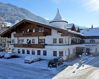 Natur Resort Rissbacher - Stumm - Bâtiment