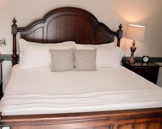 Strasburg Village Inn - Strasburg - Schlafzimmer