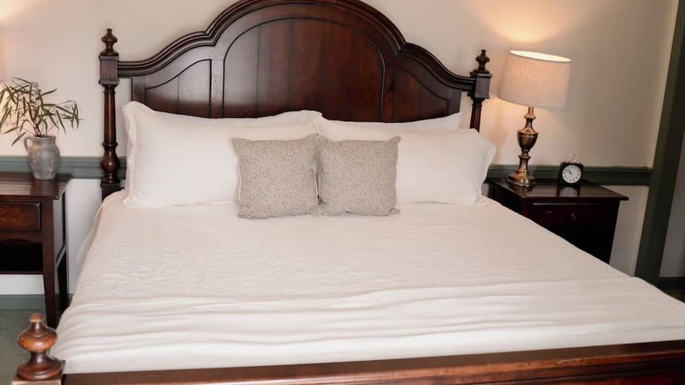 Strasburg Village Inn