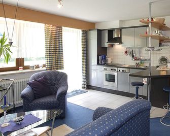 Ferienwohnung 4, 50 qm, 1 Schlafzimmer und 1 Wohn/Schlafraum, max. 3 Personen - Sankt Blasien - Кухня
