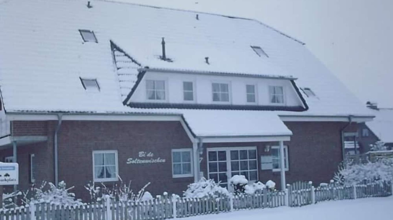 هوتل ستراندراوبر