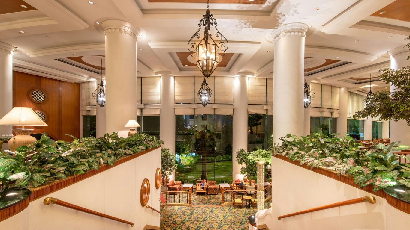 Montien Riverside Hotel Bangkok