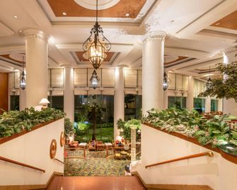 Montien Riverside Hotel Bangkok - בנגקוק - לובי