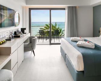 Mercure Larnaca Beach Resort - Larnaka - Camera da letto