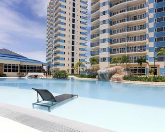 Amisa Private Residences Tower C - Cebu City - Pool