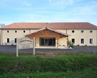 Coup 2 Foudres - Saint-Jean-de-Blaignac - Gebouw