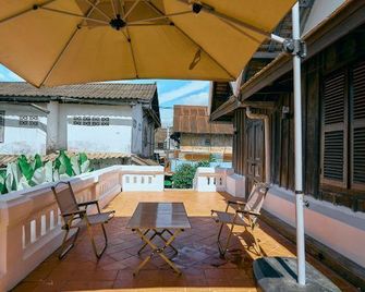 Fontainebleaulaos - Luang Prabang - Balcony