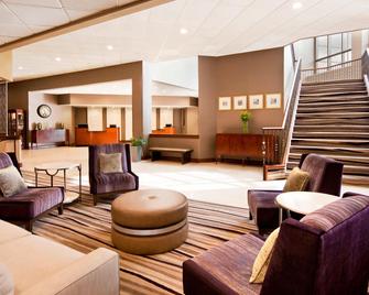 Sheraton Syracuse University Hotel & Conference Center - Syracuse - Lobby