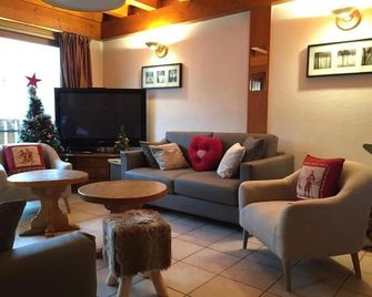 Chalet Hotel Aiguille Blanche Logis - Les Gets - Sala