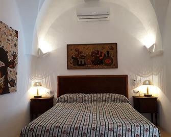 Art Resort Montalbano - Fasano - Camera da letto