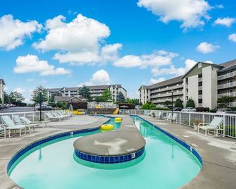 Smoky Mountain Bliss Whispering Pines 323 - Pigeon Forge - Piscina