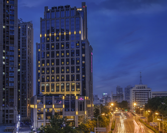 Crowne Plaza Hefei Rongqiao By IHG - Hefei - Pool