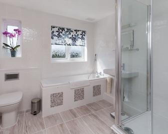 Beau Vallon Holiday Apartments - Saint Saviour
