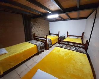 Hostal Casa Búho - אנטיגואה גוואטמלה - חדר שינה