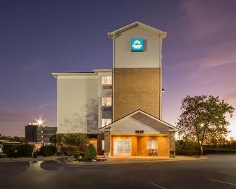 Suburban Studios Clarksville-Louisville North - Clarksville - Будівля