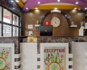 Hotel Mani International - Patna - Front desk