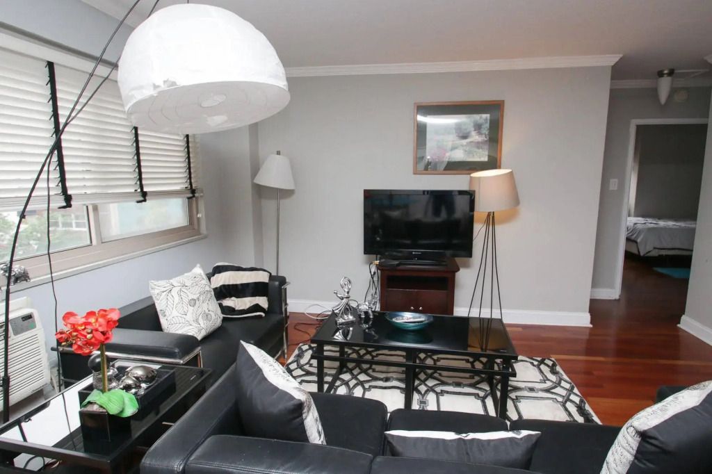 رينايسانس بروبرتيز2 بي آر 1 بي إيه 21 آند تشيستنت