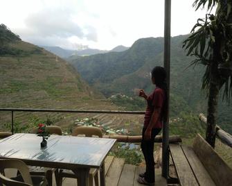 Batad View Inn and Restaurant - Banaue - Balcón