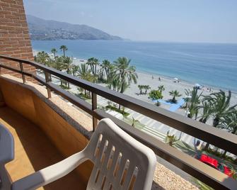 Sea Facing Apartment With Swiming Pool - Almuñécar - Balkon