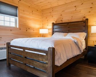 Single Island Shores - Hector - Bedroom