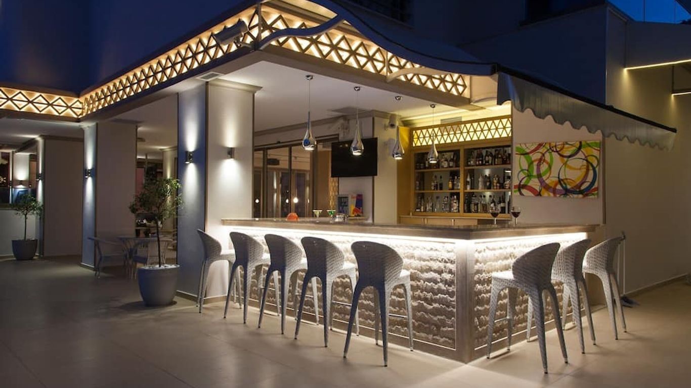 Aurasia Design Hotel