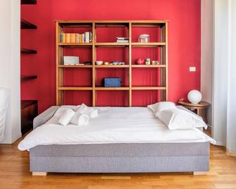 Ospedale Niguarda - Privacy in Apt con terrazza - Milán - Habitación