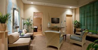 Embassy Suites by Hilton Charlotte-Concord-Golf Resort & Spa - Concord