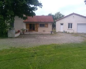 Gite De Jade - Montaigu-de-Quercy - Edificio