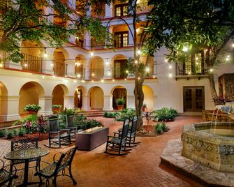Omni La Mansion del Rio - San Antonio - Patio