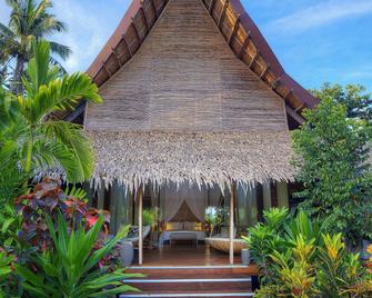 Nay Palad Hideaway - General Luna - Building
