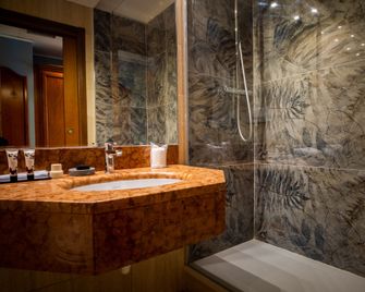 Hotel Palazzo Lovera - Cuneo - Badkamer