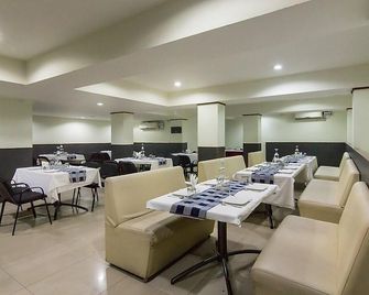 Hotel Central Park - Hyderabad - Restaurant