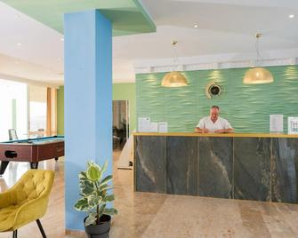 Corfu Maris Bellos - Benitses - Receção