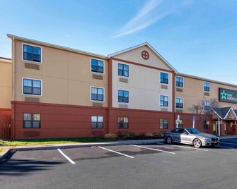 Studio 6 Extended Stay Rochester Henrietta Ny - Rochester - Bygning