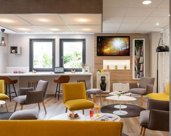 Kyriad Saint-Etienne Centre - Saint-Étienne - Lounge