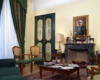 Chiaja Hotel de Charme - Nápoles - Sala de estar