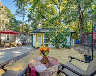 Wilmington Area Studio about 4 Mi to Downtown! - Leland - Patio