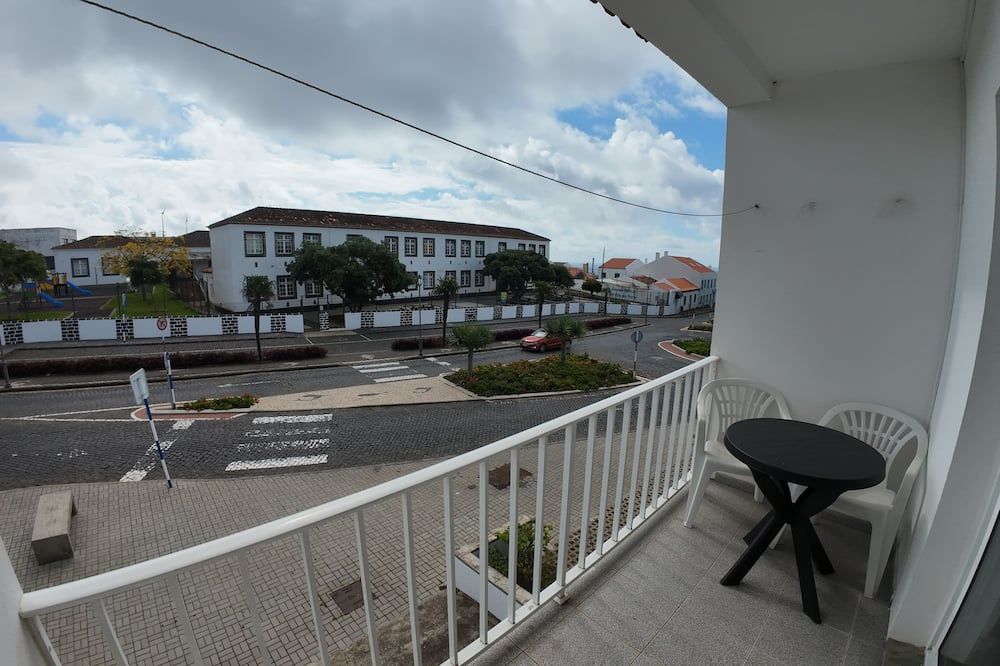 Apartamentos Lisboa - فيلا دو بورتو - شرفة