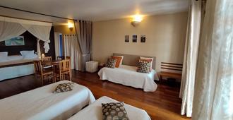 Guest House Les 3 Metis - Antananarivo - Bedroom