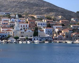 Design Renovated Historic House - Chalki - Outdoors view
