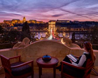 Four Seasons Gresham Palace - Budapest - Schlafzimmer