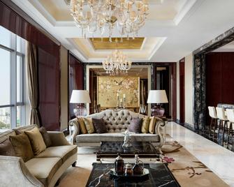 Sheraton Zhenjiang Hotel - Zhenjiang - Stue