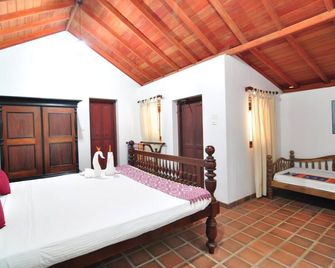 The Waves Beach Chalets - Tangalla - חדר שינה