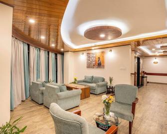 Yashshree Jai Hotel & Banquet - Darjeeling - Lobby