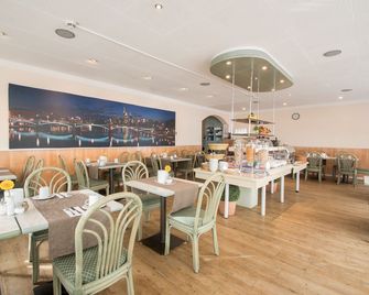 Motel Frankfurt - advena Partner Hotel - פרנקפורט אם מיין - מסעדה