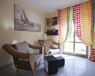 Casa Vacanza Mediterraneokr - Aaut - Crotone - Huiskamer