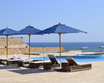 La Siesta Hotel Al Sokhna - Ain Sokhna - Zwembad