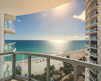 Marenas Beach Resort - Sunny Isles Beach - Balcony