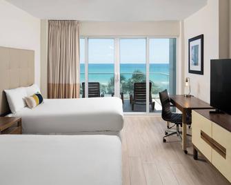 Sherry Frontenac Oceanfront - Miami Beach - Bedroom