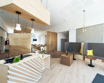 B&B HOTEL Saint-Nazaire Pornichet - Сен-Назер - Лоббі